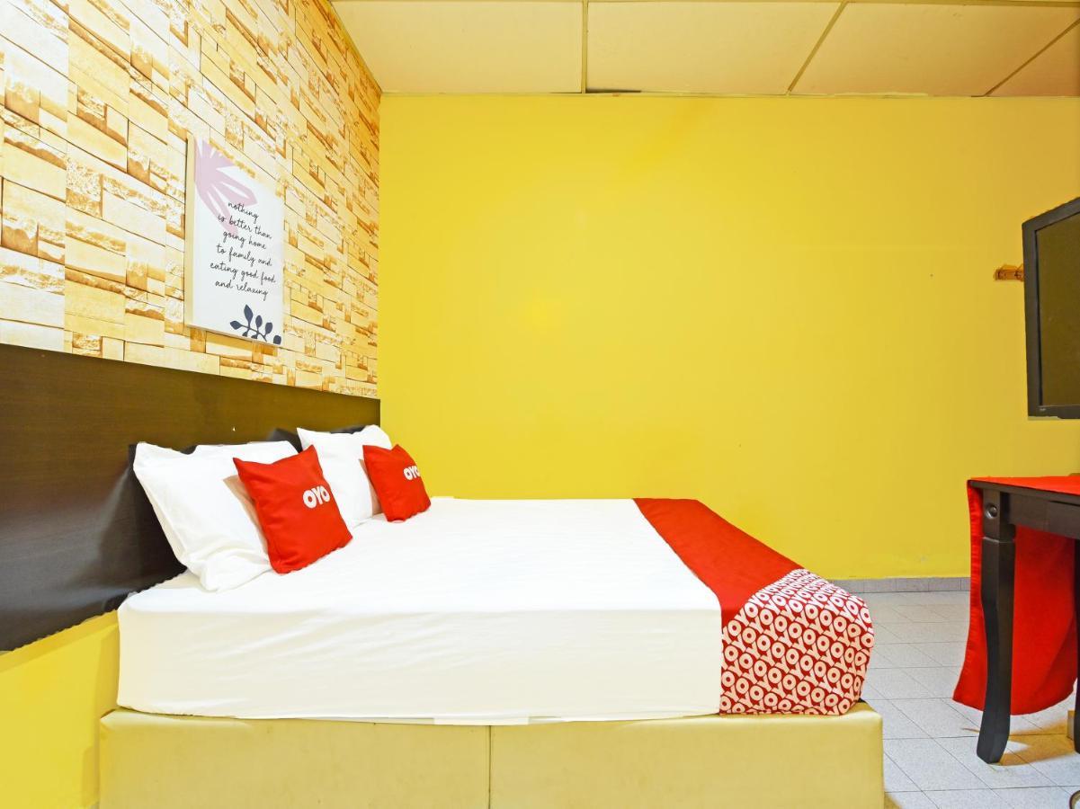 Oyo 90363 Nyamanya Inn Куантан Екстер'єр фото