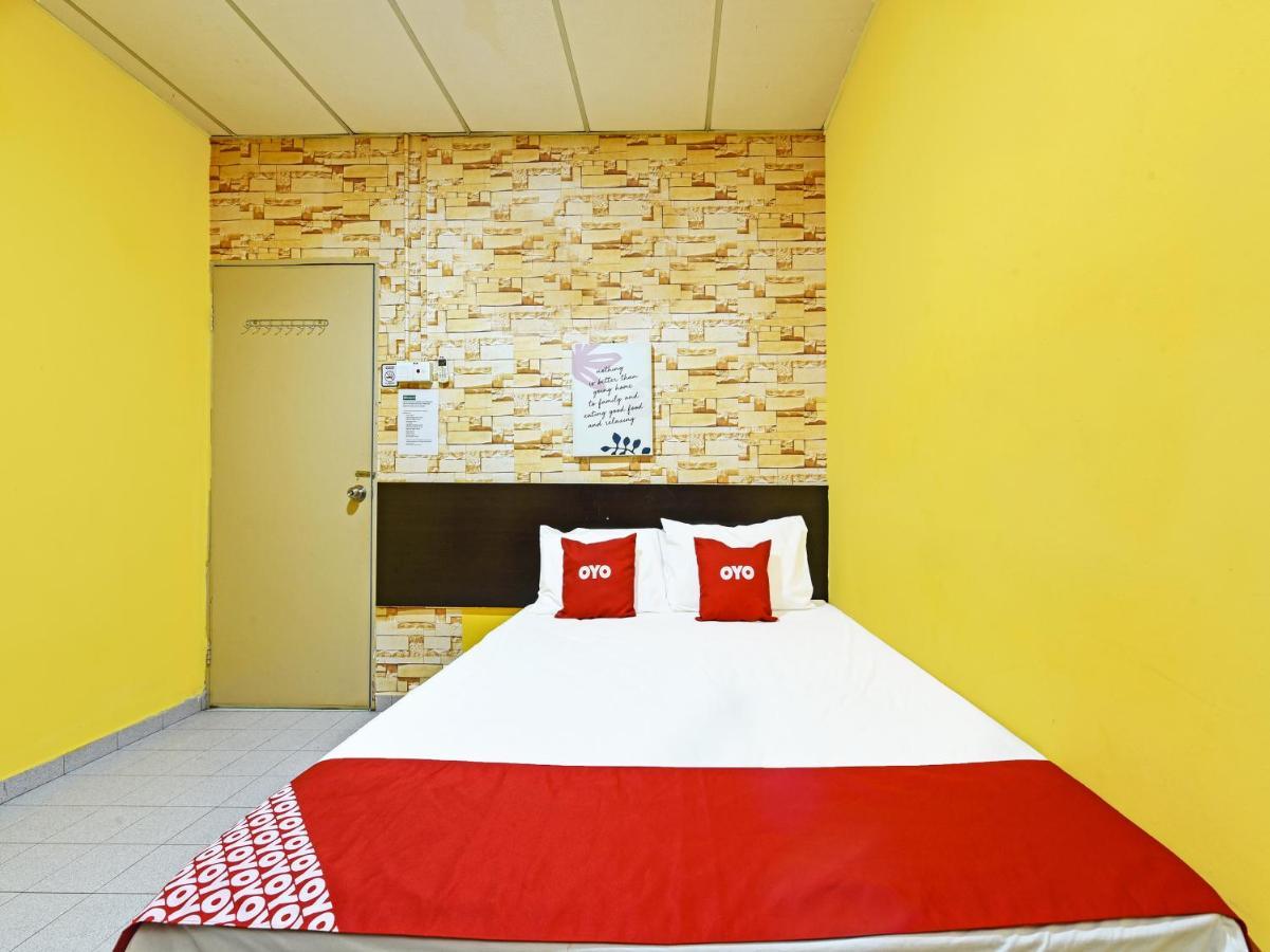 Oyo 90363 Nyamanya Inn Куантан Екстер'єр фото