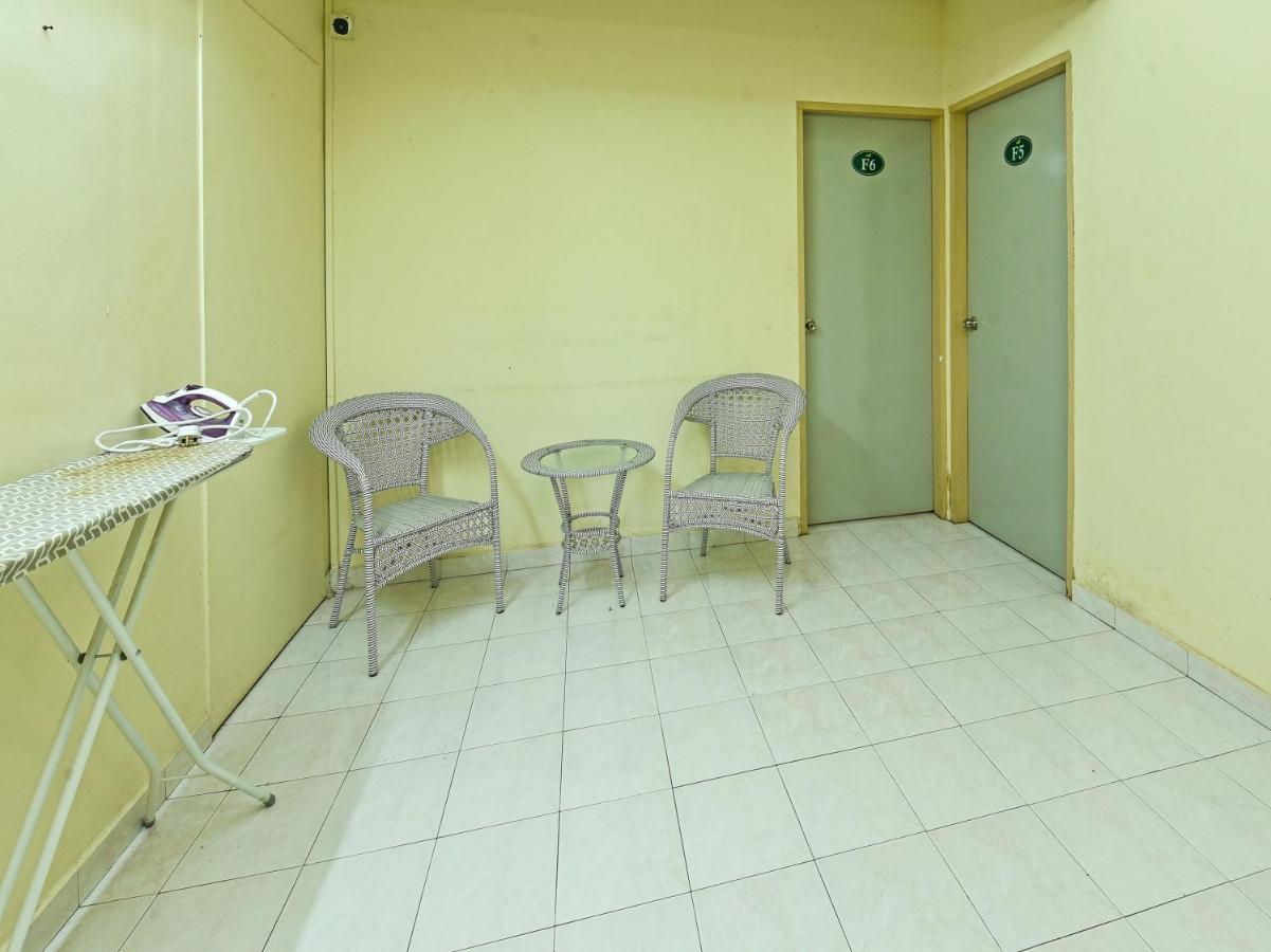 Oyo 90363 Nyamanya Inn Куантан Екстер'єр фото