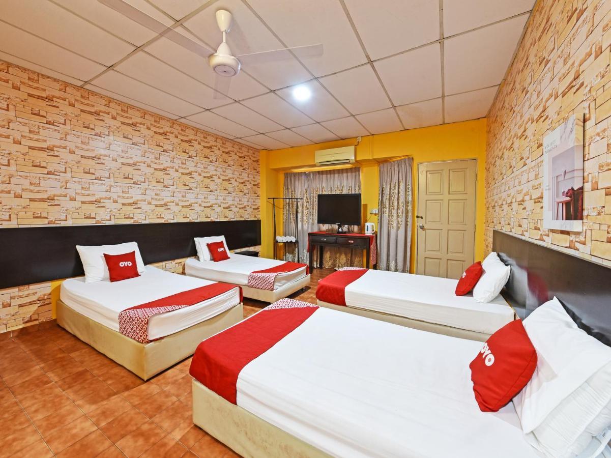Oyo 90363 Nyamanya Inn Куантан Екстер'єр фото